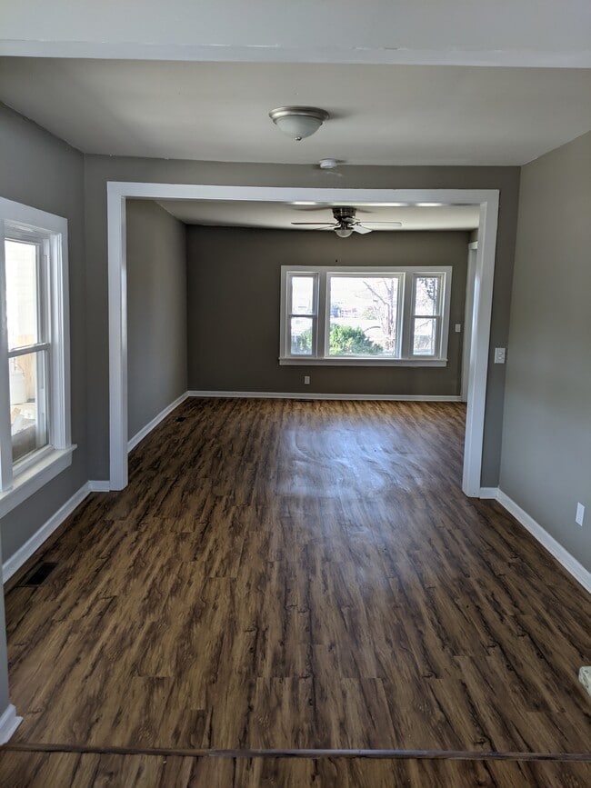 Living Room - 427 S Academy St