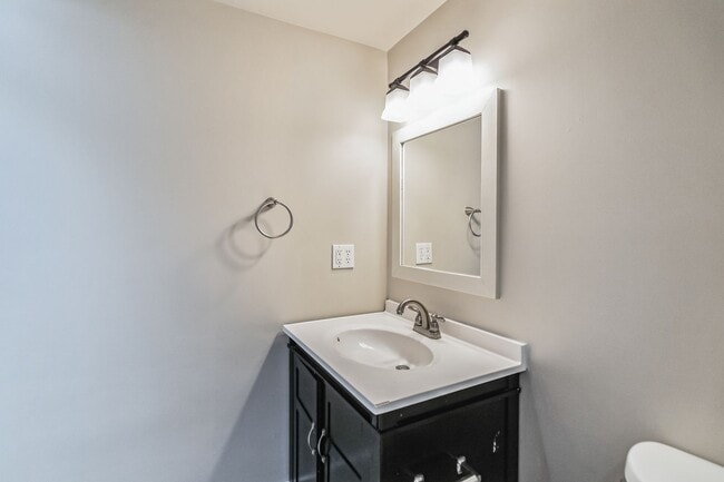 Building Photo - Utilities included!