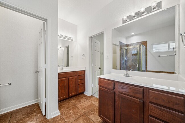 Building Photo - Alamo Ranch Gated Community
