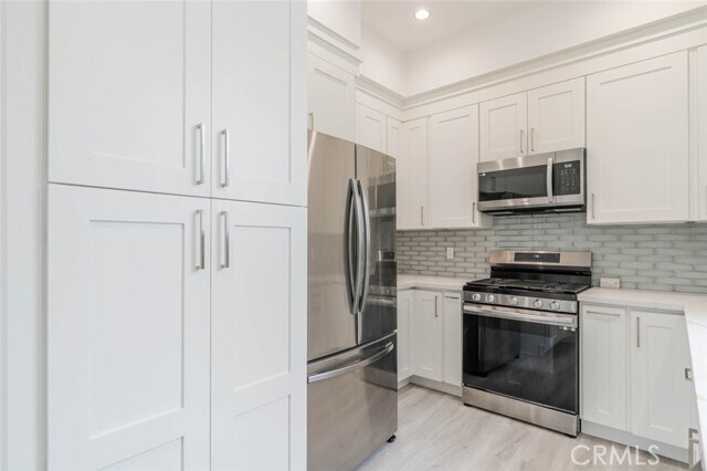 Building Photo - 9035 Rathburn Ave