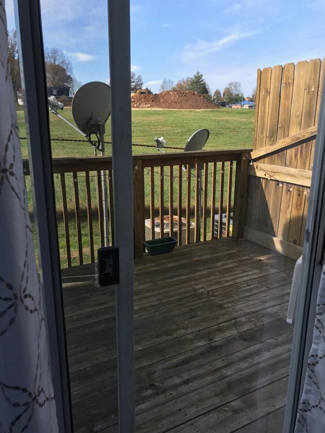 Building Photo - 116 Heritage Pl