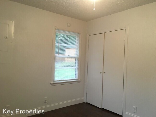 Building Photo - 2 br, 1 bath House - 1636 Globe Avenue