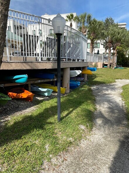 Building Photo - 5302 Bay Club Cir