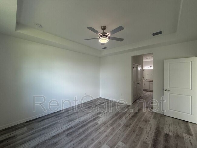 Building Photo - 2514 W Lawrence Ct