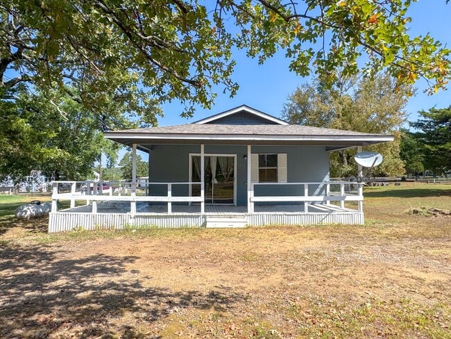 Primary Photo - 175 Deer Creek Rd