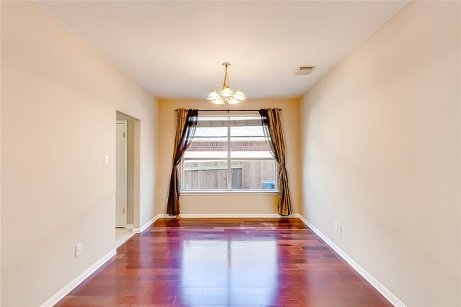 Building Photo - 13516 Utah Flats Dr