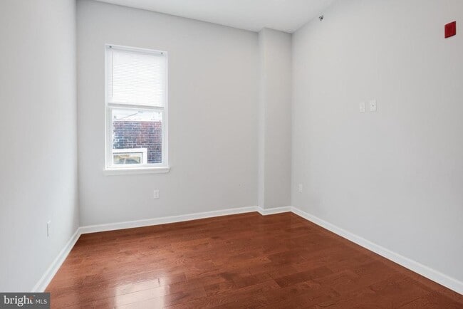 Building Photo - 511 South St