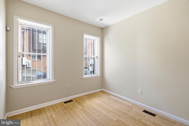 Building Photo - 1610 Willington St