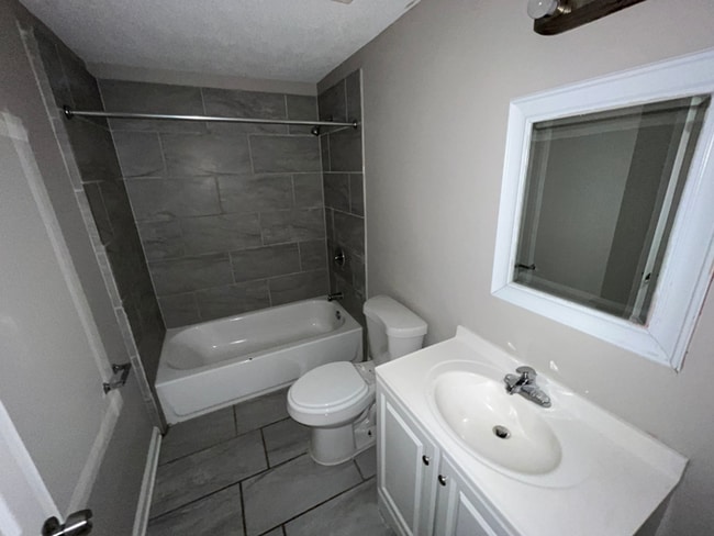 Building Photo - Large 4BR/2BA Whitehaven Home | 2,393 Sq Ft, Stone Fireplace, Hardwood BRs & 2-Car Garage
