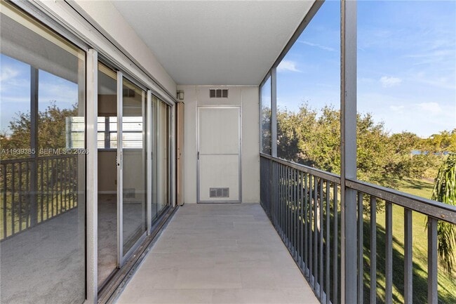 Building Photo - 12701 SW 13th St