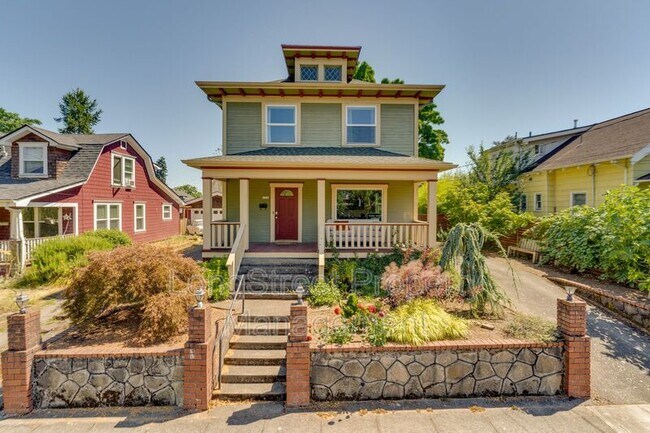 Building Photo - 5236 NE 18th Ave