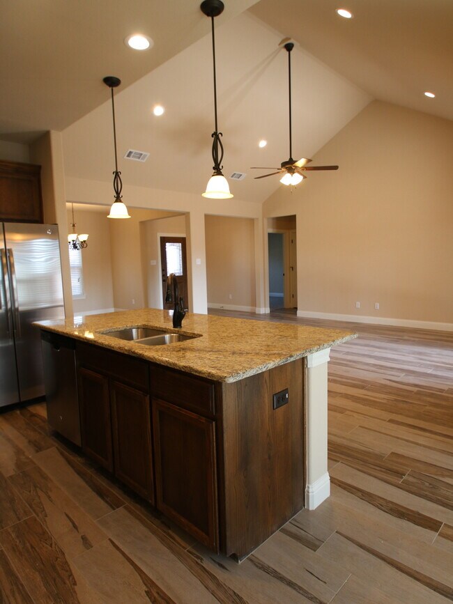 Building Photo - COMING SOON! 3BD/2BA Home in Benbrook | Vaulted Ceilings | Gourmet Kitchen | 2-Car Garage | Lands...