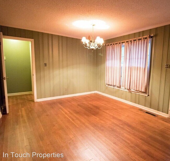 Building Photo - 3 br, 2 bath House - 2305 Jerry Jones Dr