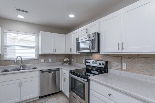 Building Photo - 5006 Whitefish Ct