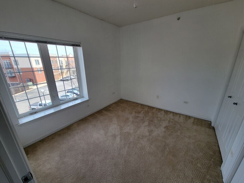 Building Photo - 3501 Wellington Ct