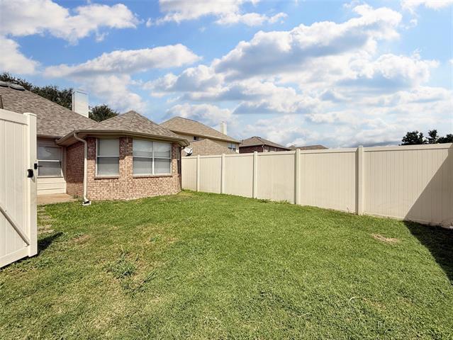 Building Photo - 3104 Hoffman Dr
