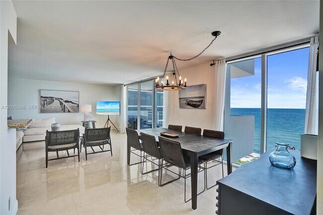 Building Photo - 2030 S Ocean Dr