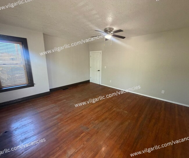 Building Photo - 3713 Hemlock St