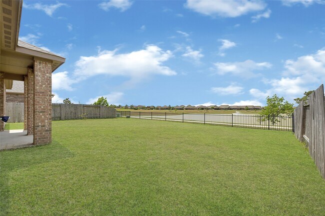 Building Photo - 4619 Grigio Pines Dr