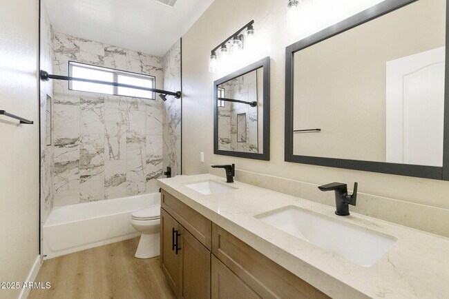 Building Photo - 1737 E Cortez Dr