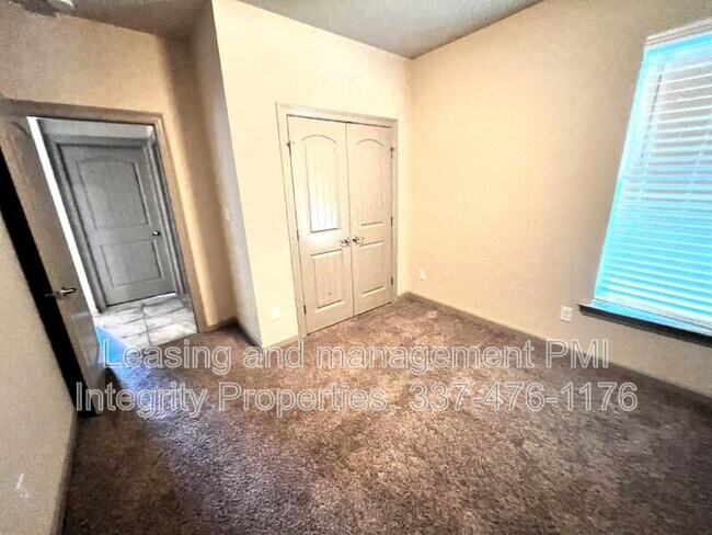 Building Photo - 7854 W Pelican Lks Ave