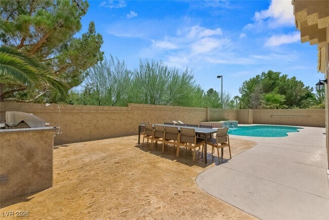 Building Photo - 1404 Sun Copper Dr