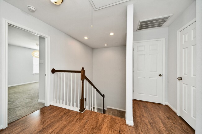 Building Photo - 17024 Wilthorne Gardens Ct