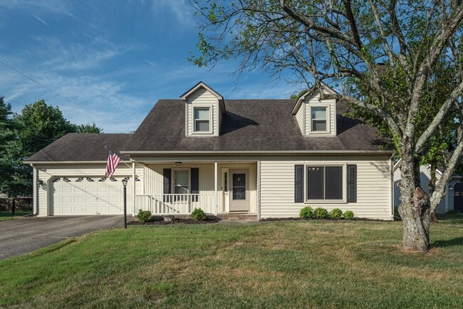 Primary Photo - 3 bedroom 2 full bath house