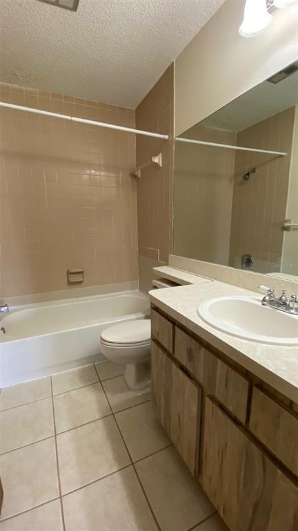 Building Photo - 7846 Royal Hart Dr