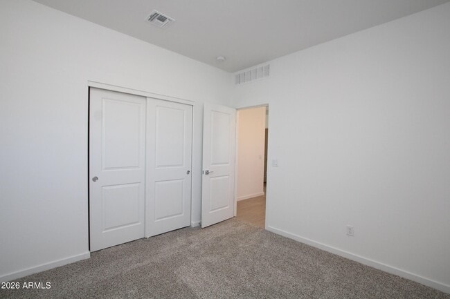 Building Photo - 5816 N 202nd Ln