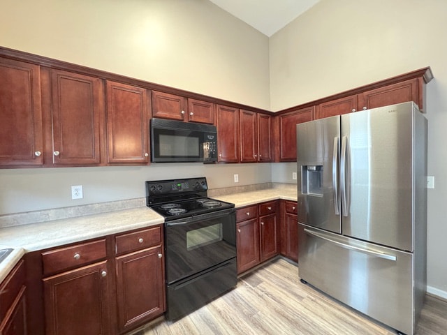 Building Photo - 5405 Magnolia Trail