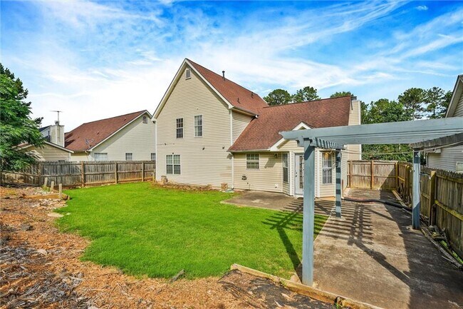 Building Photo - 375 Shadetree Ln