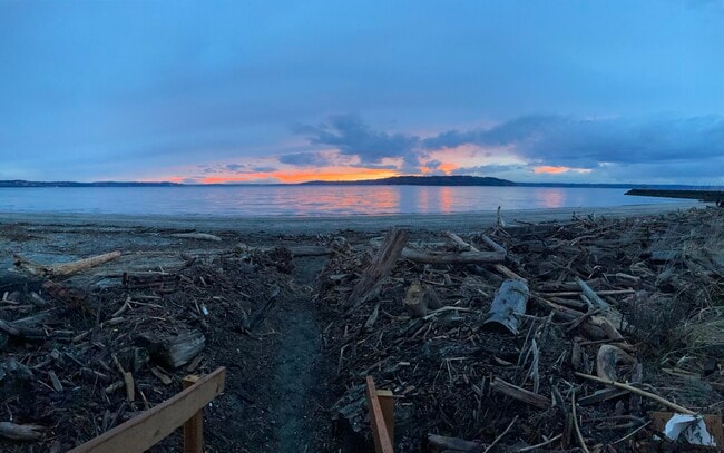 Primary Photo - 22985 Marine View Dr S