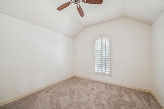 Building Photo - 15614 Stone Gables Ln