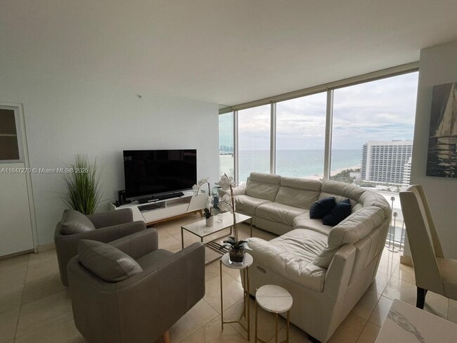 Building Photo - 4775 Collins Ave