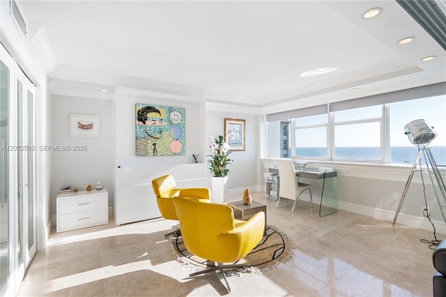 Building Photo - 3140 S Ocean Dr