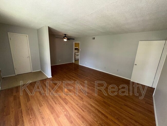 Building Photo - 151 N Belvedere Blvd