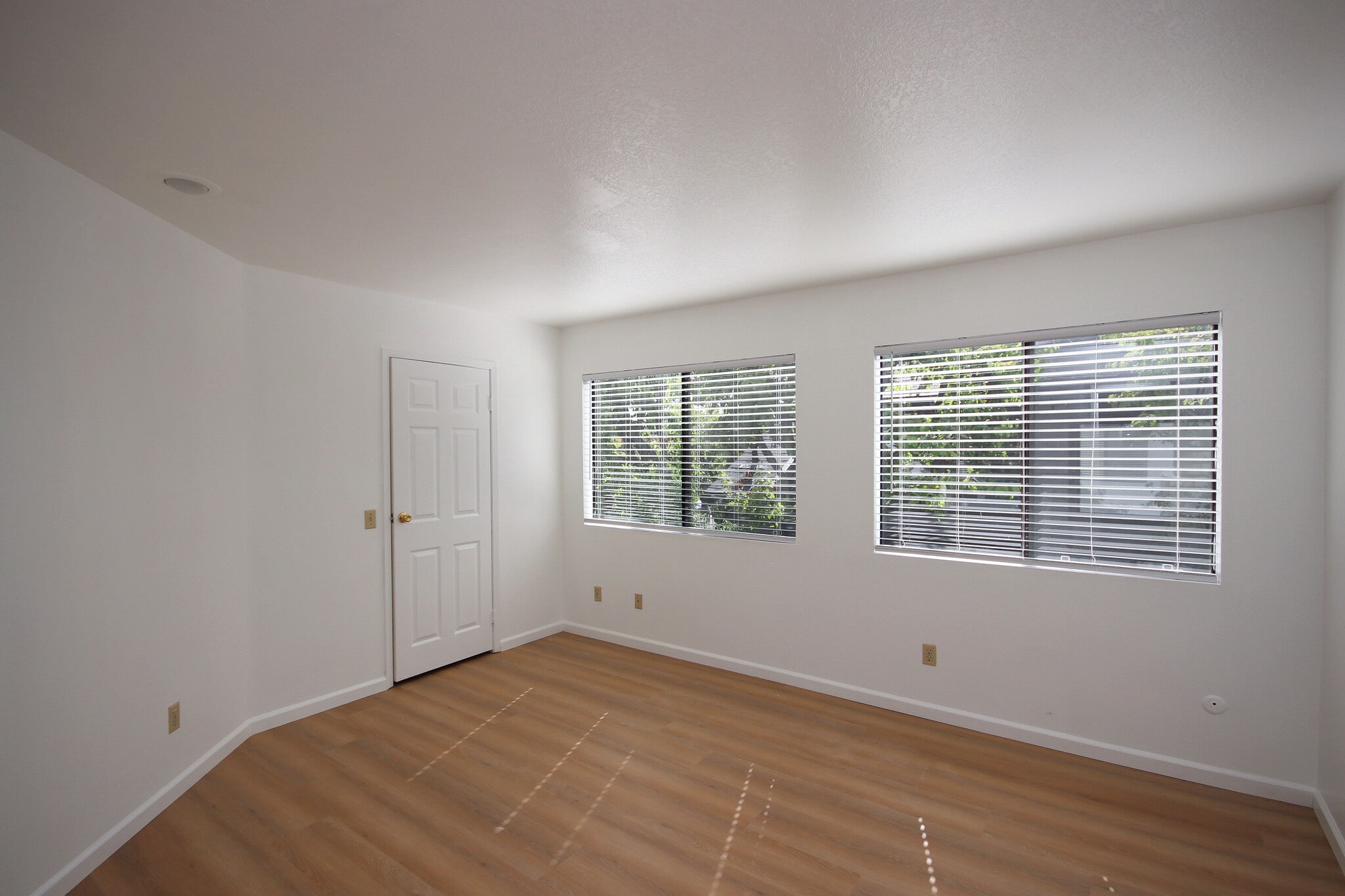 Building Photo - 311 E Glenarm St