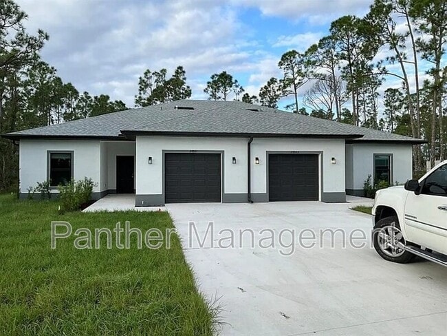 Primary Photo - 24501 Zephyr Ct