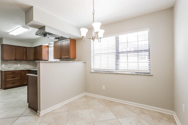 Building Photo - 15715 4 Leaf Dr