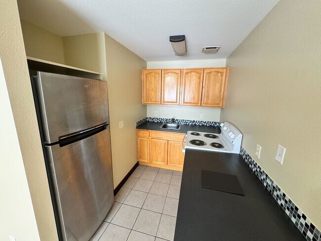 Interior Photo - Landmarc - Studios