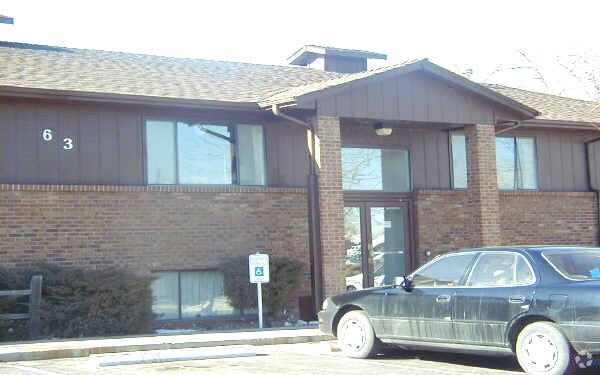 Building Photo - Brighton Townhomes Bldg F1-8