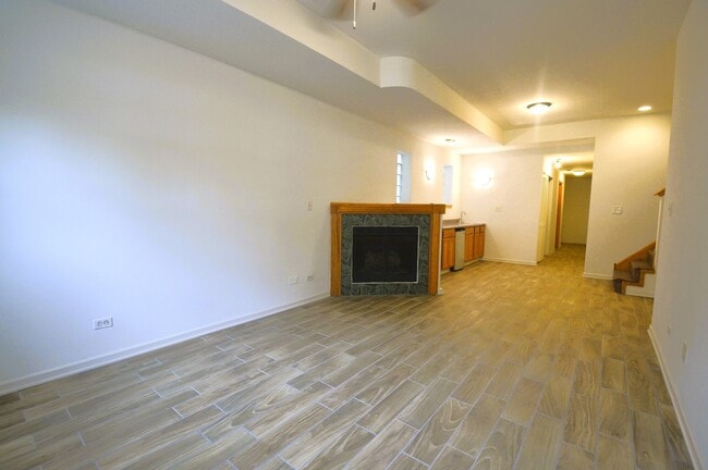 Building Photo - 1319 N Campbell Ave