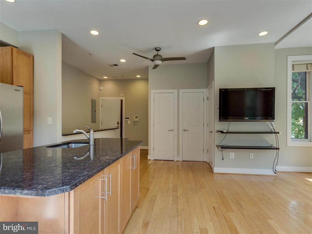 Building Photo - 500 M St NW