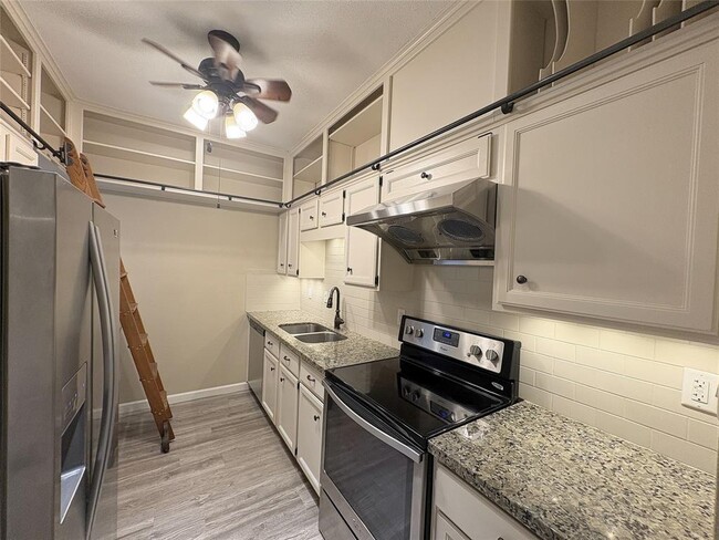 Building Photo - 1201 Bering Dr