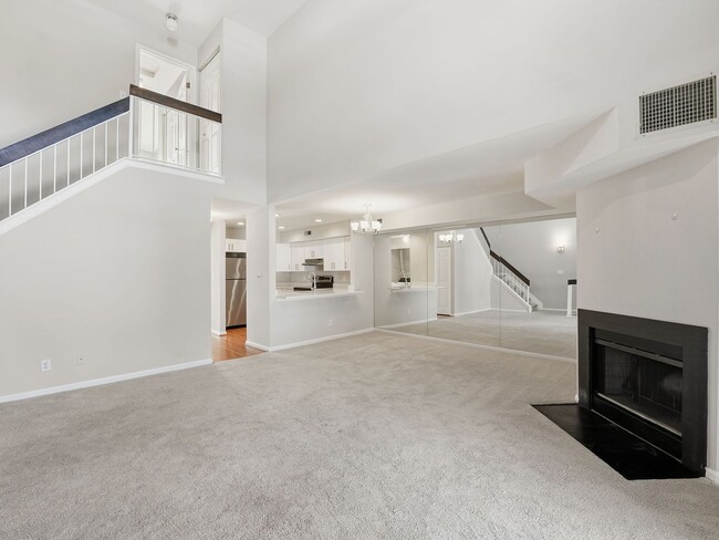 Building Photo - Perfectly situated in the highly sought-after Ponds of Centreville community!