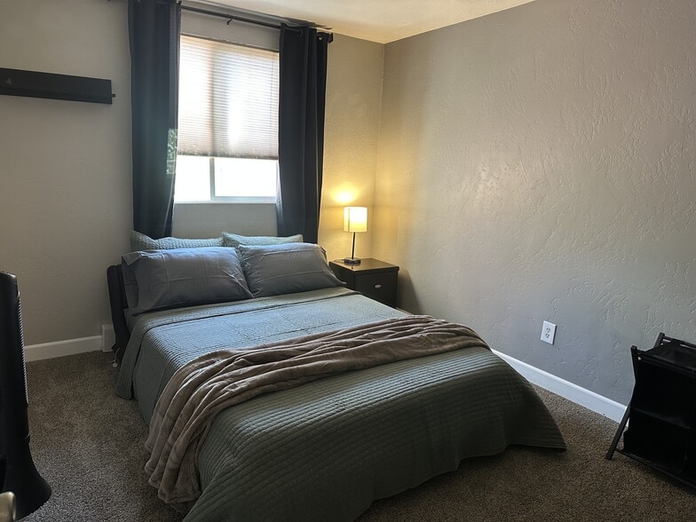 Building Photo - 950 Northern Way