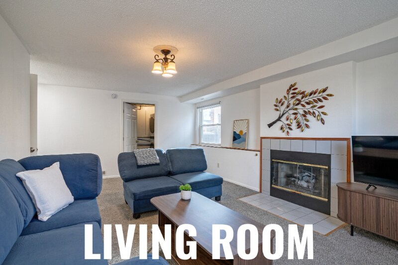 Building Photo - 11306 Depew Way