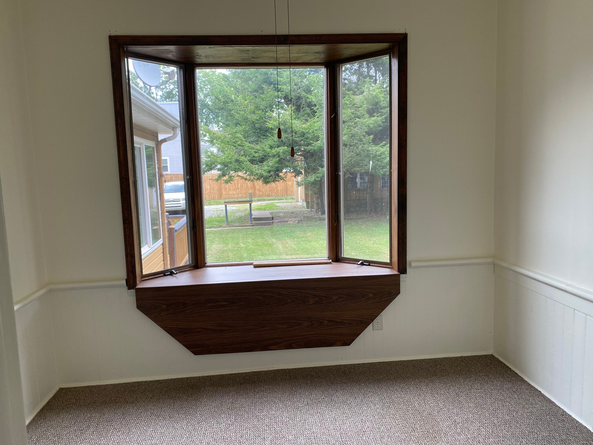 Office - 233 N 9th St
