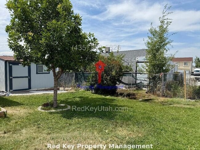 Building Photo - 700 S Single Family Home